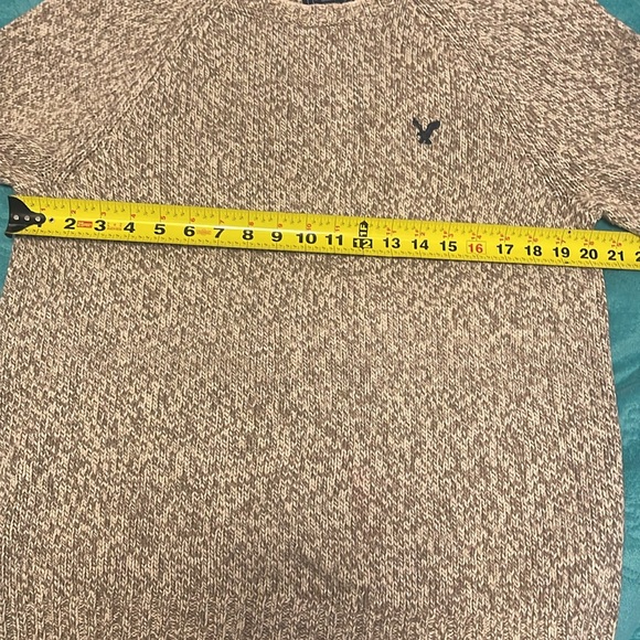 And American Eagle outfitters athletic fit men’s L oatmeal sweater burgundy cuff - Picture 8 of 10